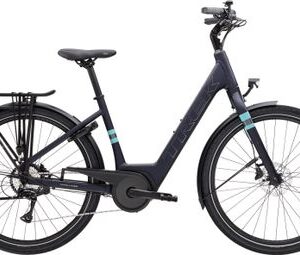 Vélo de Ville Électrique Trek Verve+ 1 Lowstep 400Wh Shimano Acera 8V Bleu 2024