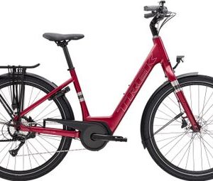 Vélo de Ville Électrique Trek Verve+ 1 Lowstep 400Wh Shimano Acera 8V Rouge 2024