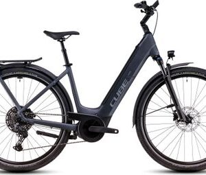 VTC Électrique Cube Touring Hybrid Pro 625 Easy Entry Shimano Cues 11V 625 Wh 700 mm Gris Metallic 2025