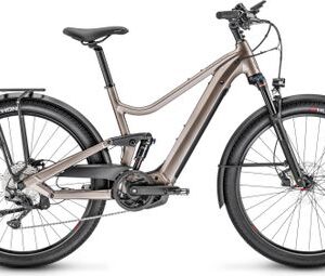 VTC Électrique Tout-Suspendu Moustache Samedi 27 Xroad FS 3 Smart System Shimano Deore 11V 500 Wh 27.5'' Beige 2023